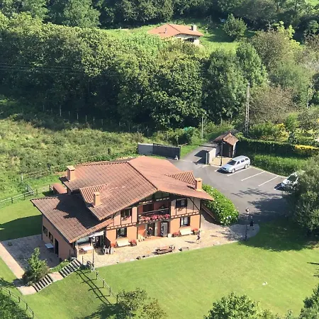 Alojamento de Acomodação e Pequeno-almoço Kanpoeder - Adults Only 3*