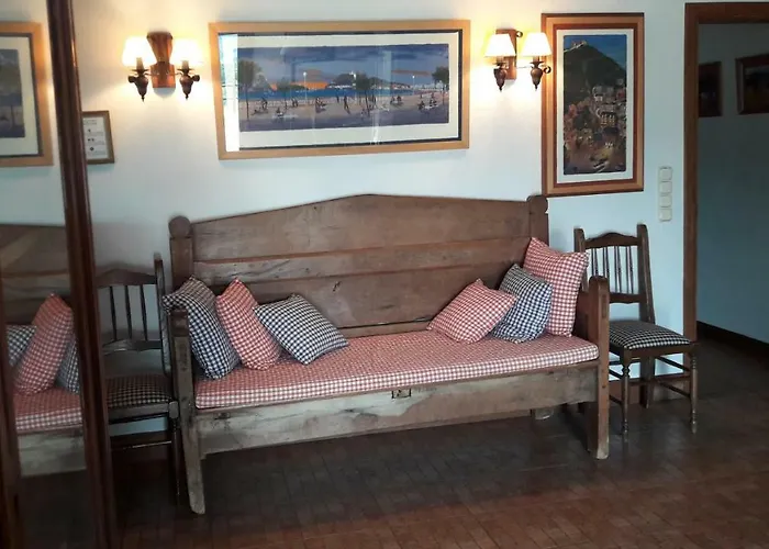 Kanpoeder - Adults Only Couette-café 3*